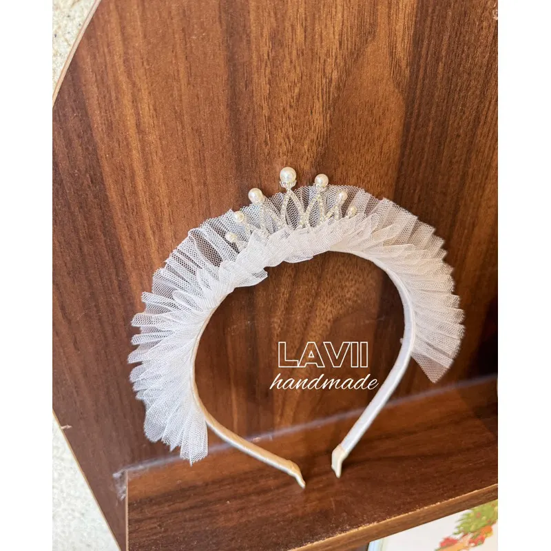 Cài bờm tóc voan bèo đính vương miện cho bé by Lavii – Lavii Handmade