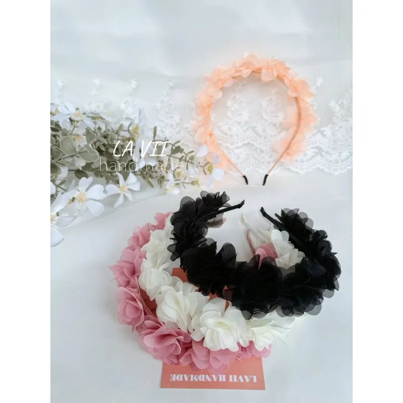 Cài hoa lụa nhiều màu. Lavii handmade – Lavii Handmade
