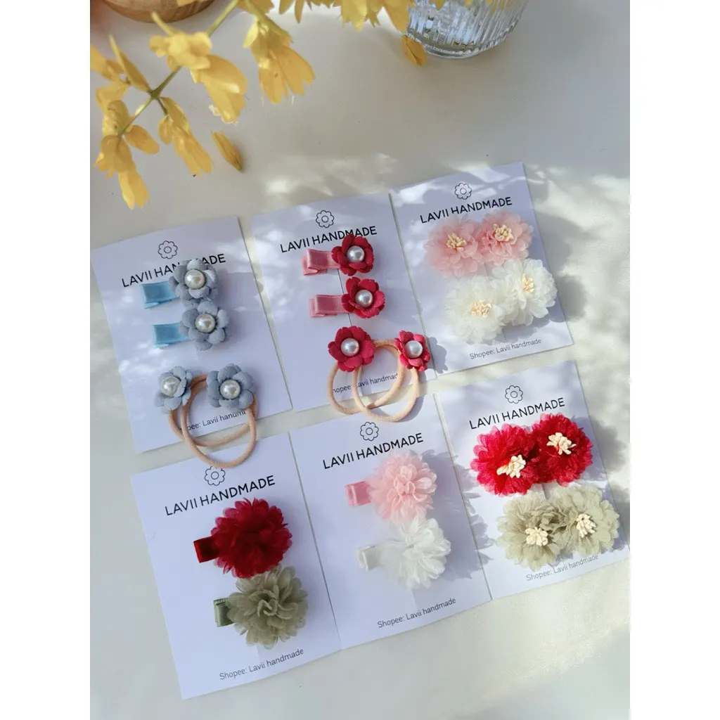 Kẹp cột tóc hoa nhí nhiều màu phong cách Hàn Quốc – Lavii Handmade