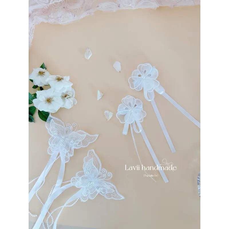 Kẹp hoa trắng dây dài xinh xắn. Lavii handmade – Lavii Handmade