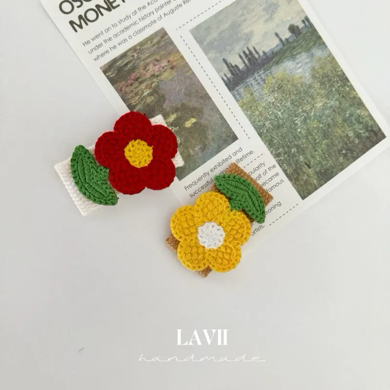 Kẹp mái hoa thêu cho bé by Lavii Handmade – Lavii Handmade