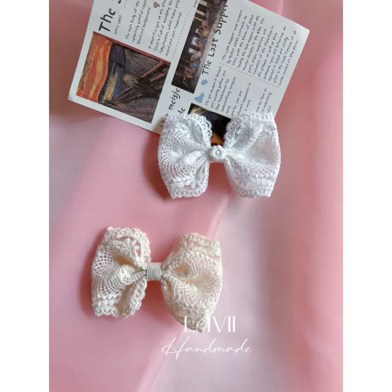 Kẹp nơ thêu xinh xắn by Lavii – Lavii Handmade