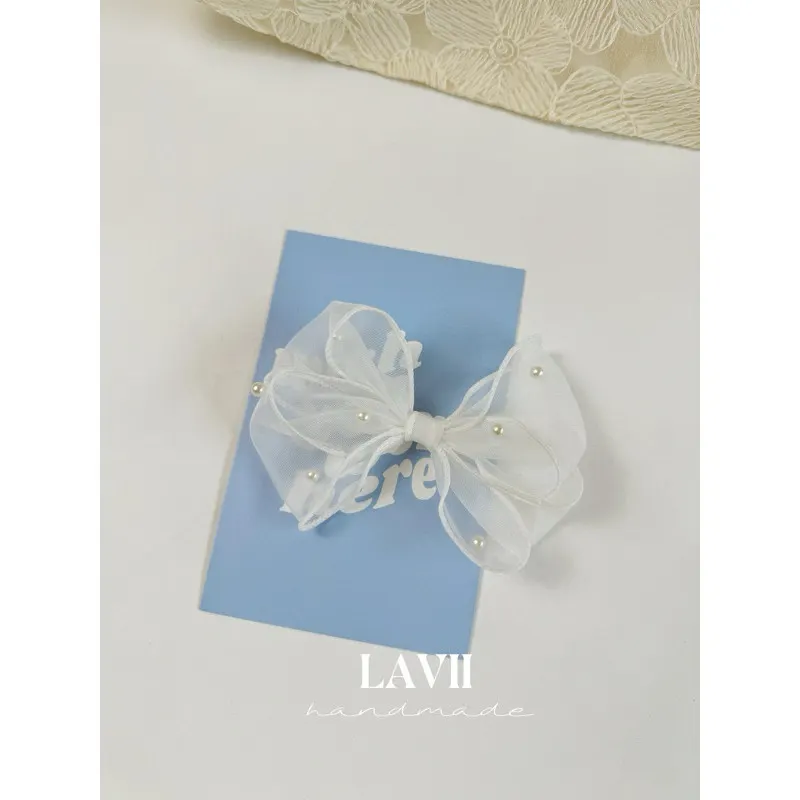 Kẹp nơ trắng đính ngọc by Lavii Handmade – Lavii Handmade