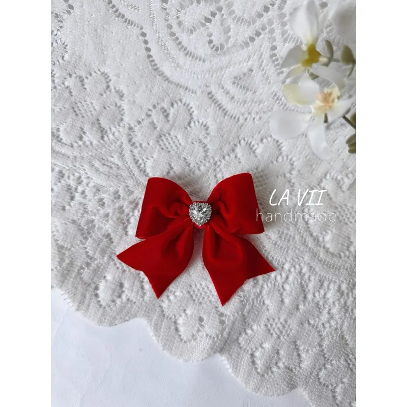 Kẹp tóc nơ nhung đỏ đính đá – Lavii Handmade