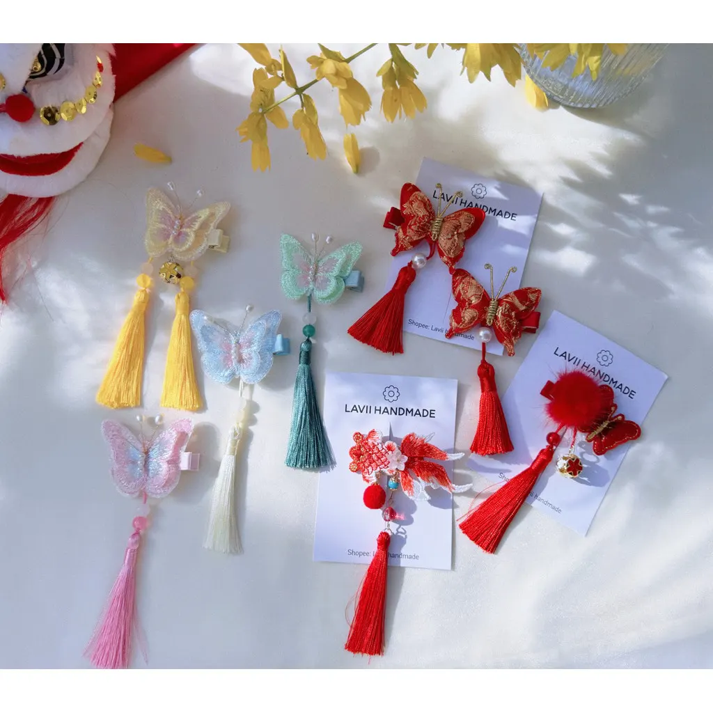 Kẹp tóc tua rua xinh 1 chiếc cho mùa Lễ Hội, Trung Thu, Tết, Noel – Lavii Handmade