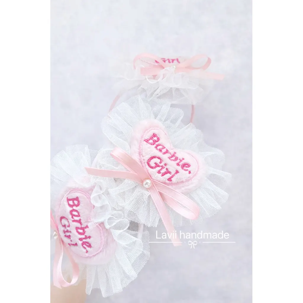 LAVII. BỜM TRÁI TIM BABY GIRL LƯỚI BÈO – Lavii Handmade