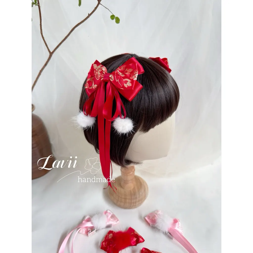 Lavii. Kẹp nơ cục bông dây dài nhiều mẫu 1 cặp – Lavii Handmade