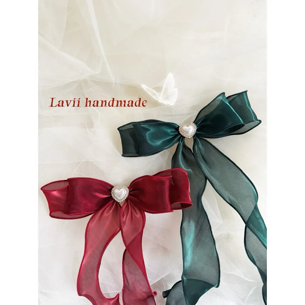 LAVII. Kẹp tóc nơ dây dài đính tim óng ánh siêu xinh – Lavii Handmade