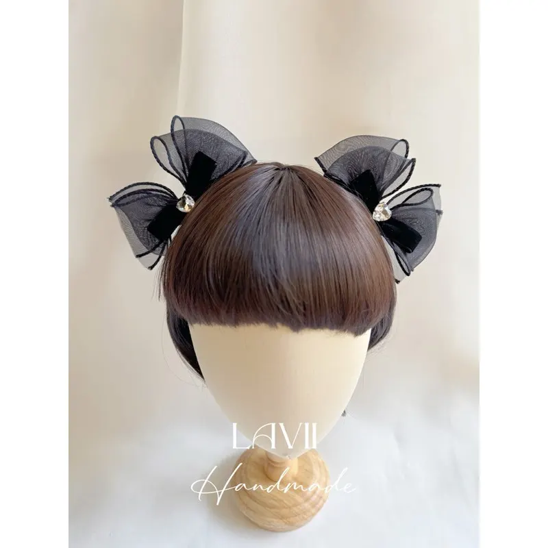 Set 2 chiếc nơ dựng to voan đen đính đá by Lavii – Lavii Handmade