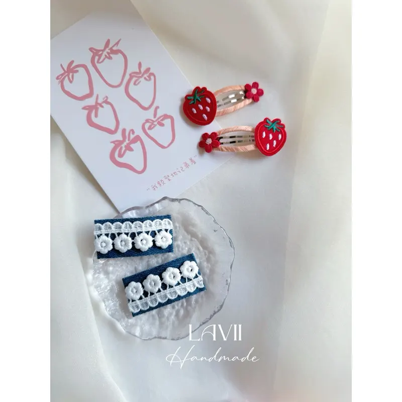 Set kẹp mái xinh xắn cho bé 2 chiếc by Lavii – Lavii Handmade