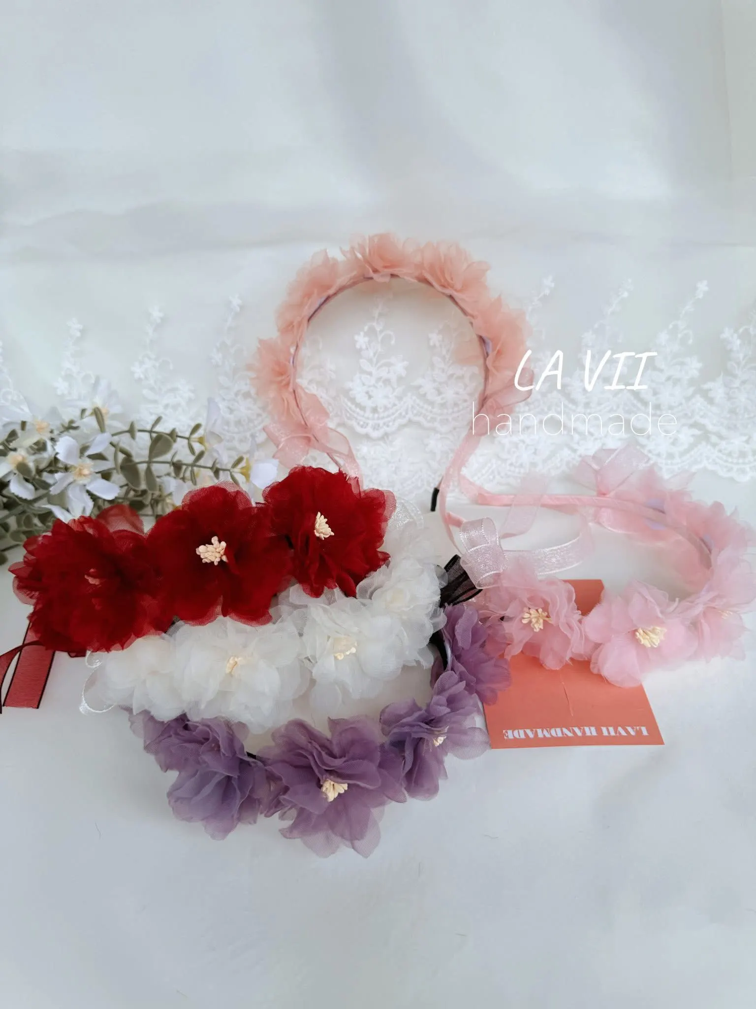 Băng đô hoa handmade Lavii